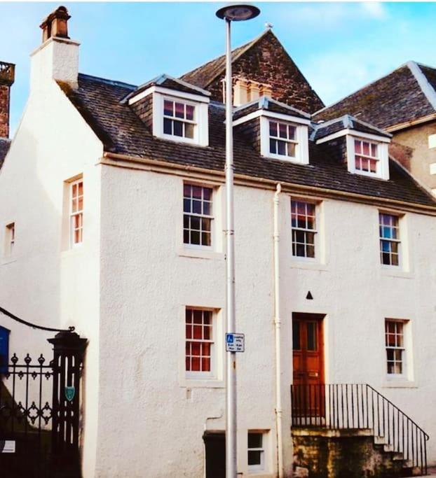 Jacobite'S Retreat, 17Th Century Cottage In The Heart Of Inverness Exteriér fotografie