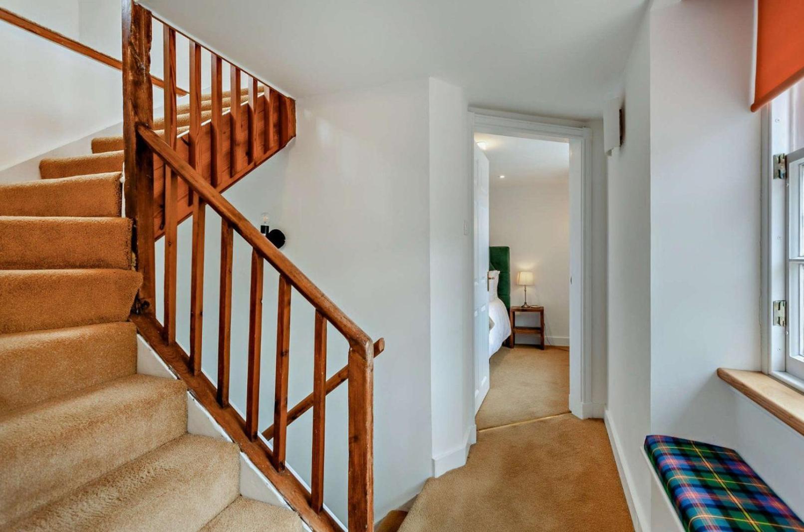 Jacobite'S Retreat, 17Th Century Cottage In The Heart Of Inverness Exteriér fotografie